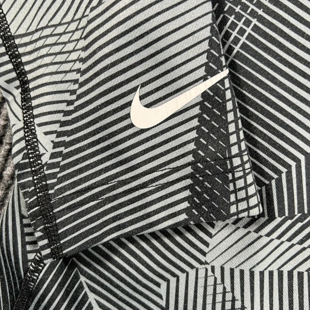Nike Pro Shirt Youth Boys XL Extra Large Black Geometric Long Sleeve Compression